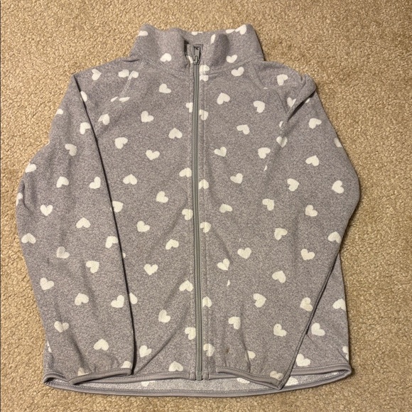 H&M Other - H&M Light Gray Fleece Girls Jacket with White Heart Pattern Size 8-10